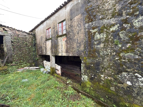 Moradia para Restaurar T2