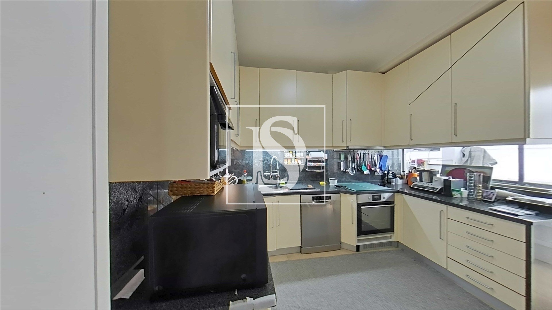 Apartamento T4+1